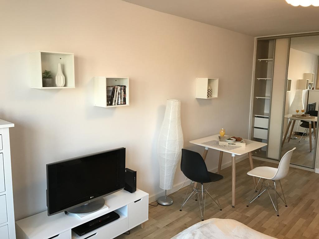 Apartament Metromarymont Варшава Экстерьер фото